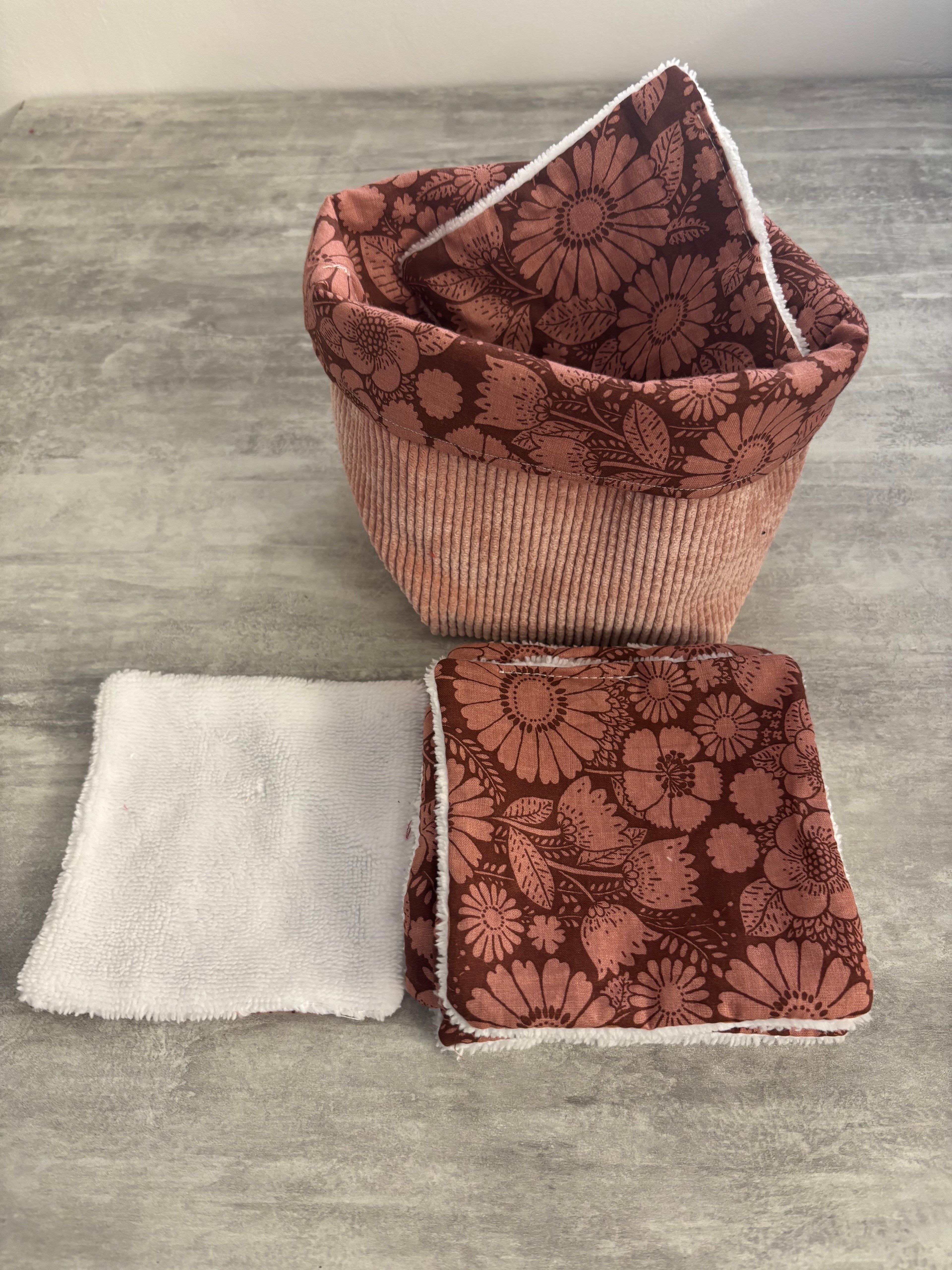 Paniers et 6 lingettes